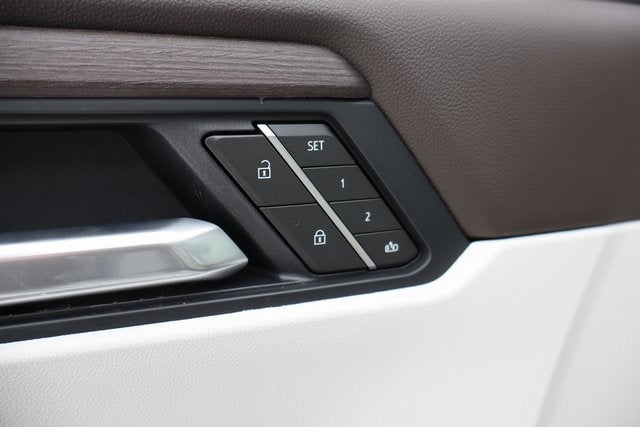 2025 GMC Acadia AWD Denali