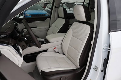 2025 GMC Acadia AWD Denali