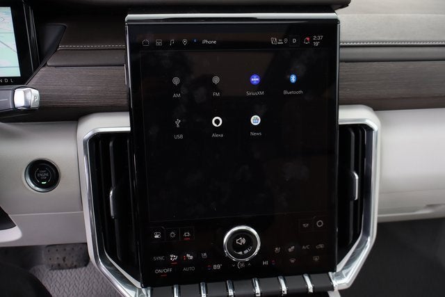 2025 GMC Acadia AWD Denali