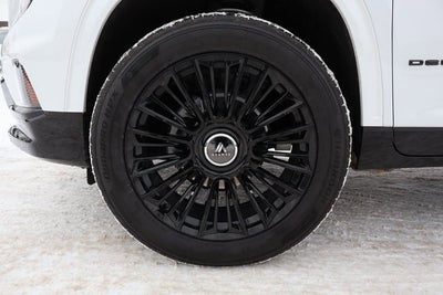 2025 GMC Acadia AWD Denali