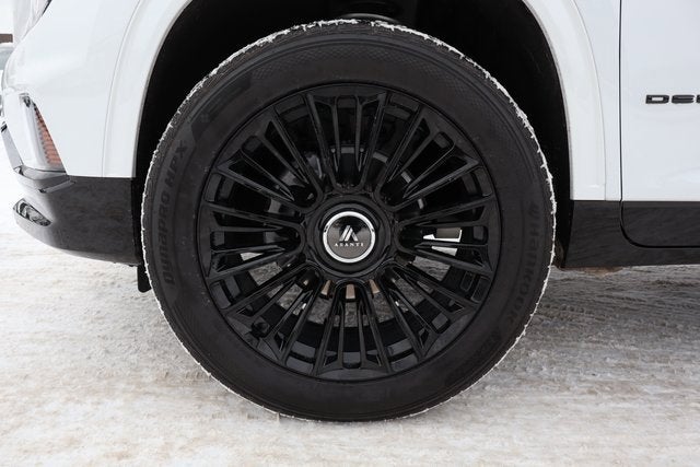 2025 GMC Acadia AWD Denali