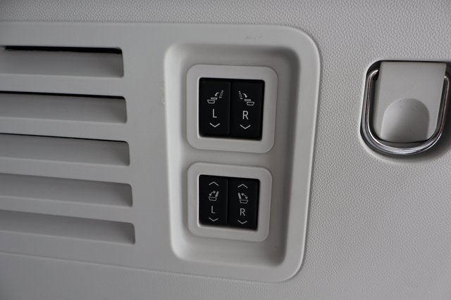 2025 GMC Acadia AWD Denali