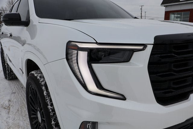 2025 GMC Acadia AWD Denali