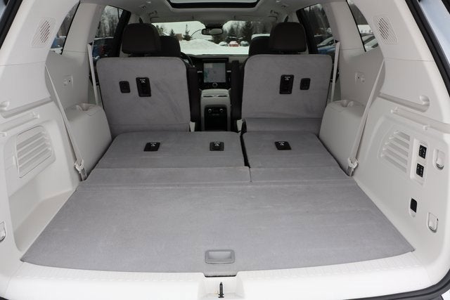 2025 GMC Acadia AWD Denali