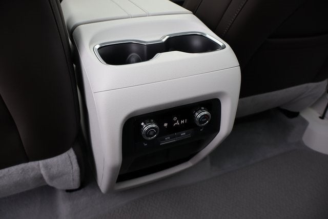 2025 GMC Acadia AWD Denali