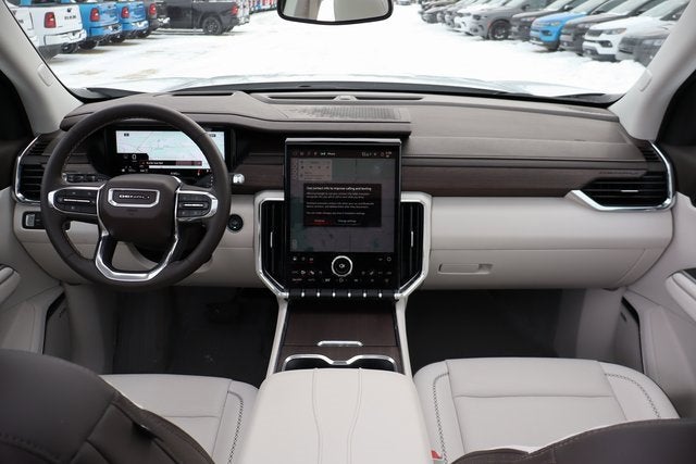 2025 GMC Acadia AWD Denali