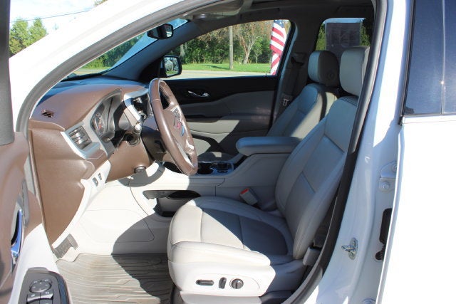 2021 GMC Acadia SLT
