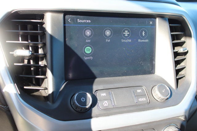2021 GMC Acadia SLT