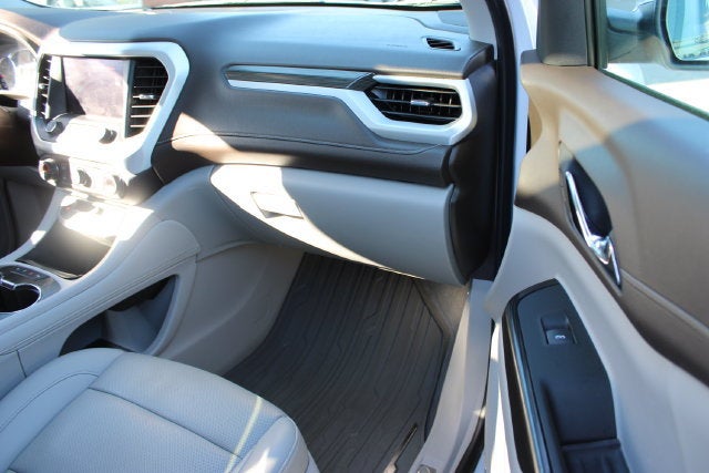 2021 GMC Acadia SLT