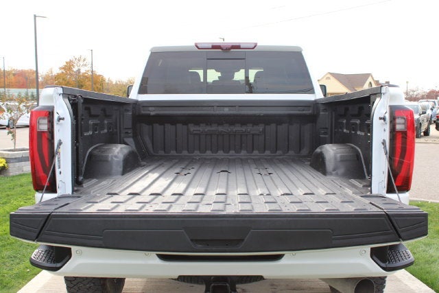 2024 GMC Sierra 3500HD Denali Ultimate