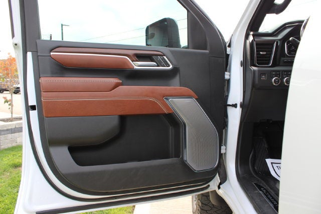 2024 GMC Sierra 3500HD Denali Ultimate