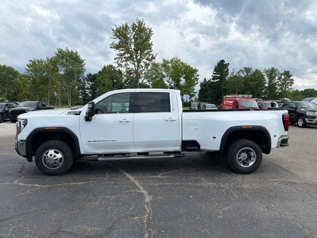 2025 GMC Sierra 3500HD SLE