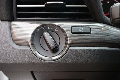 2021 Volkswagen Passat 2.0T R-Line