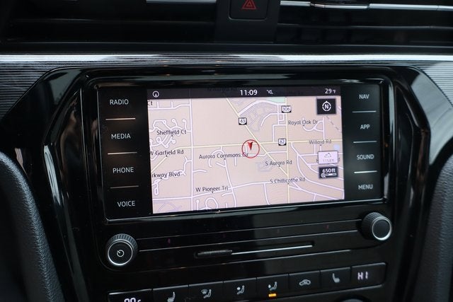 2021 Volkswagen Passat 2.0T R-Line