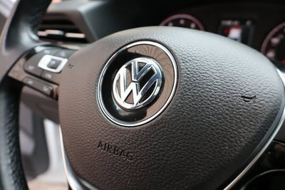 2021 Volkswagen Passat 2.0T R-Line