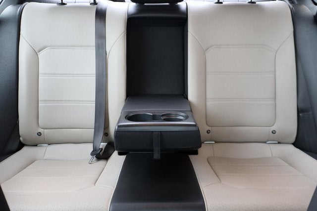 2021 Volkswagen Passat 2.0T R-Line