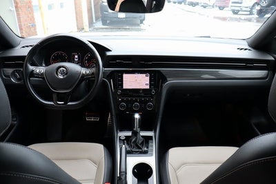 2021 Volkswagen Passat 2.0T R-Line