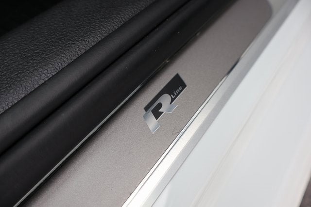 2021 Volkswagen Passat 2.0T R-Line