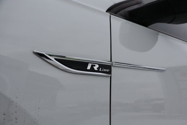 2021 Volkswagen Passat 2.0T R-Line