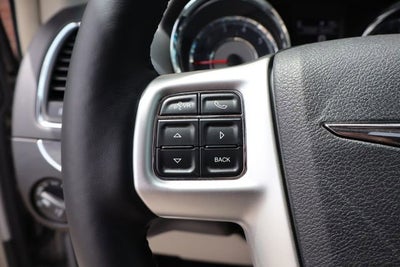 2016 Chrysler Town & Country Touring-L Anniversary Edition