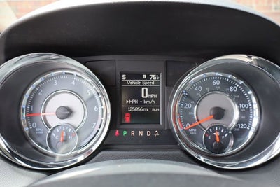 2016 Chrysler Town & Country Touring-L Anniversary Edition