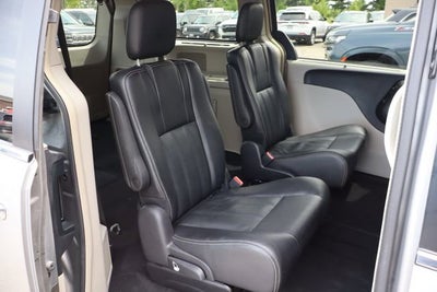 2016 Chrysler Town & Country Touring-L Anniversary Edition