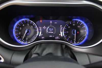 2025 Chrysler Voyager LX