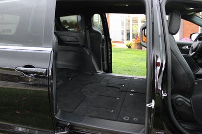 2025 Chrysler Voyager LX