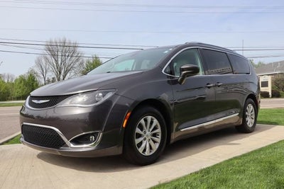2018 Chrysler Pacifica Touring L Plus