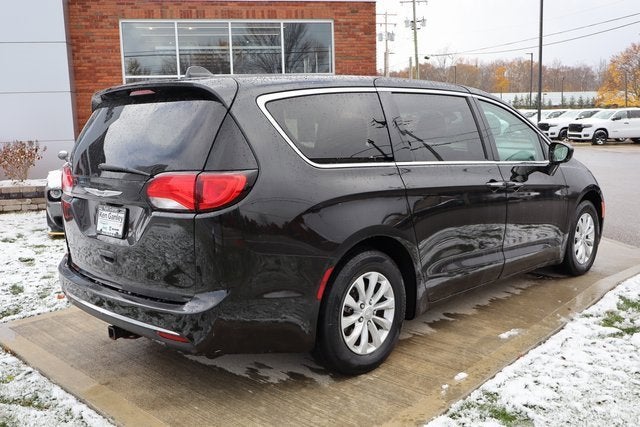 2018 Chrysler Pacifica Touring Plus