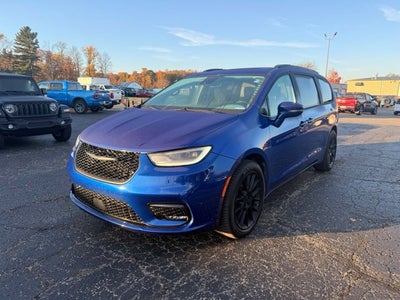 2021 Chrysler Pacifica Touring