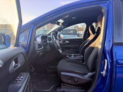 2021 Chrysler Pacifica Touring