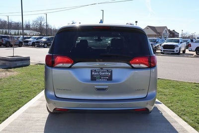 2017 Chrysler Pacifica Limited