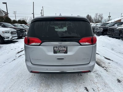 2017 Chrysler Pacifica Limited