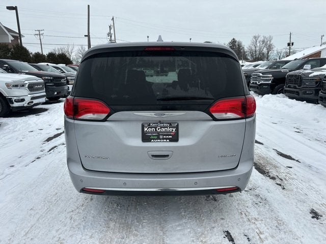 2017 Chrysler Pacifica Limited