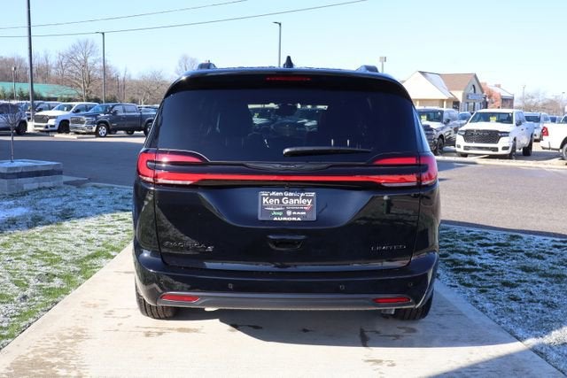 2026 Chrysler Pacifica Limited