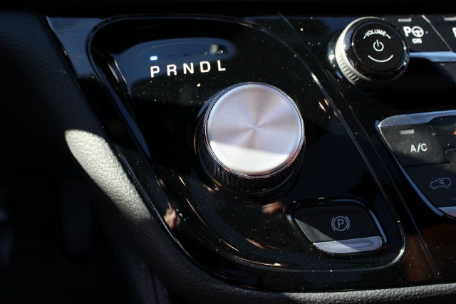 2025 Chrysler Pacifica Pinnacle