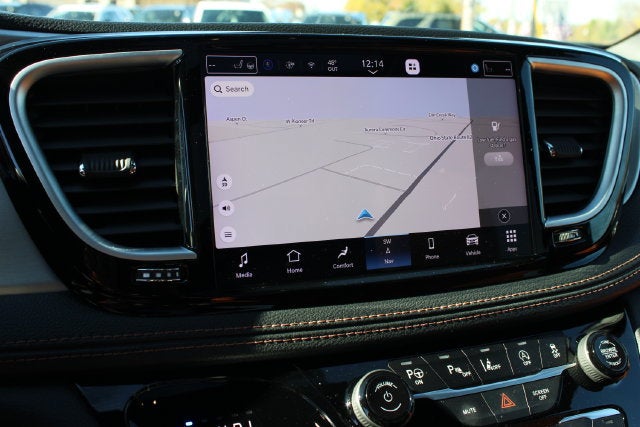 2025 Chrysler Pacifica Pinnacle