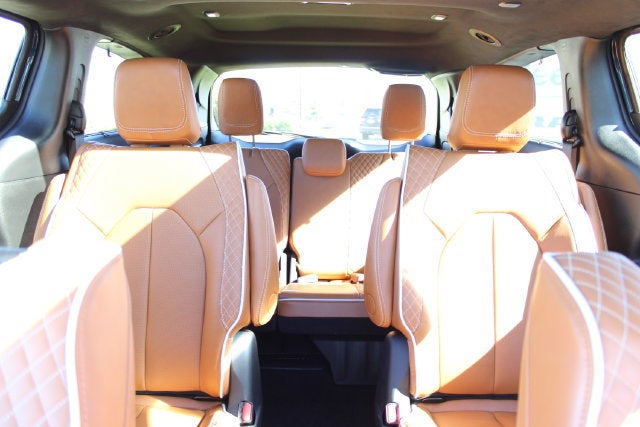 2025 Chrysler Pacifica Pinnacle