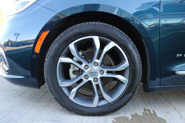 2025 Chrysler Pacifica Pinnacle