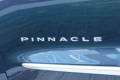 2025 Chrysler Pacifica Pinnacle