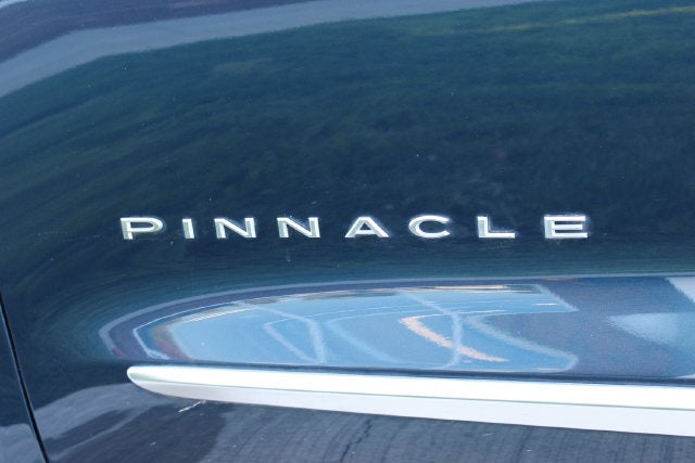 2025 Chrysler Pacifica Pinnacle