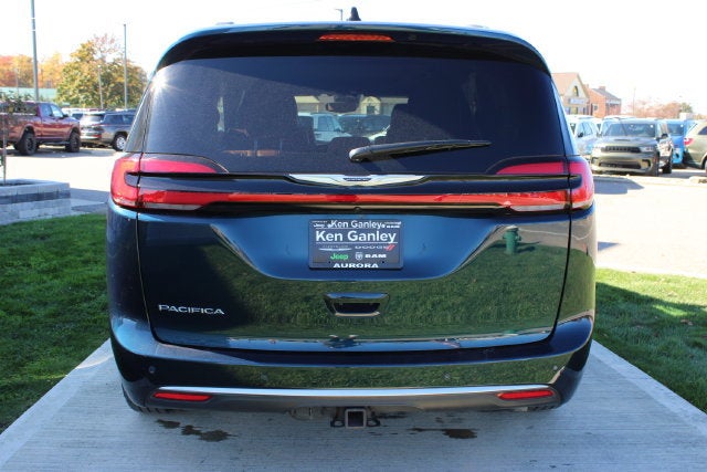 2025 Chrysler Pacifica Pinnacle