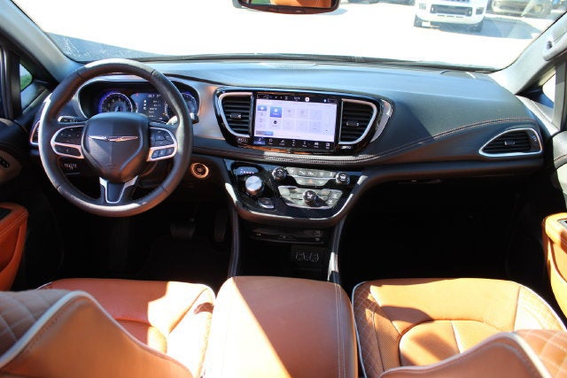 2025 Chrysler Pacifica Pinnacle