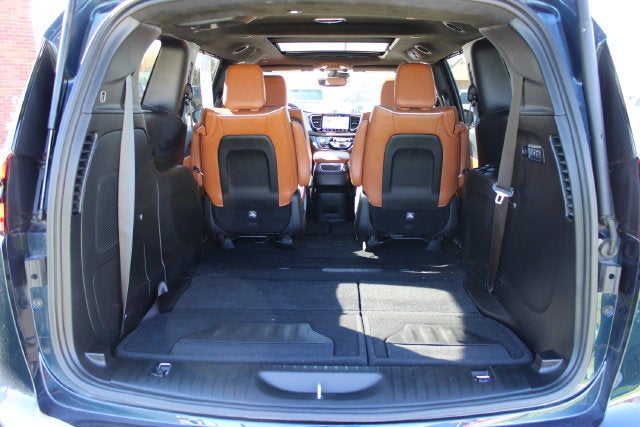 2025 Chrysler Pacifica Pinnacle