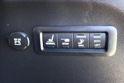 2025 Chrysler Pacifica Pinnacle