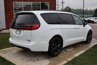 2026 Chrysler Pacifica Limited