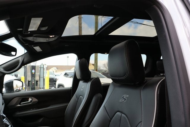 2024 Chrysler Pacifica Limited