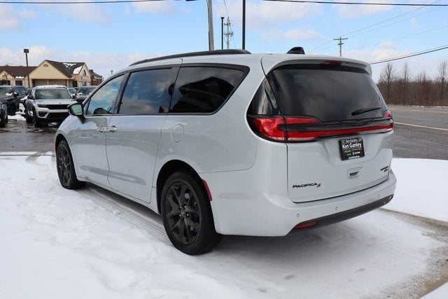 2024 Chrysler Pacifica Limited