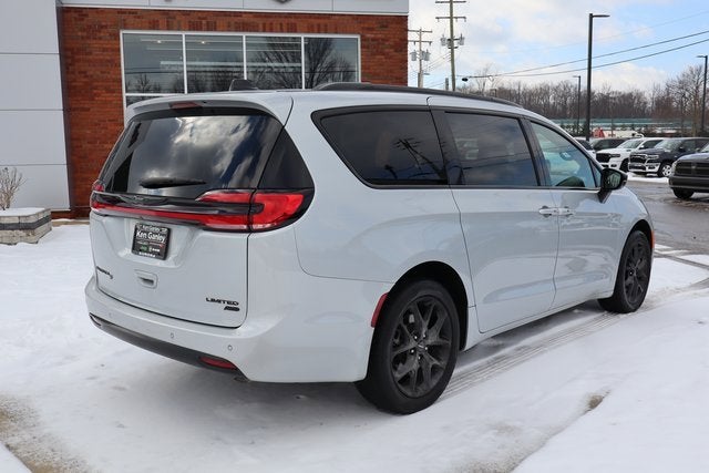 2024 Chrysler Pacifica Limited